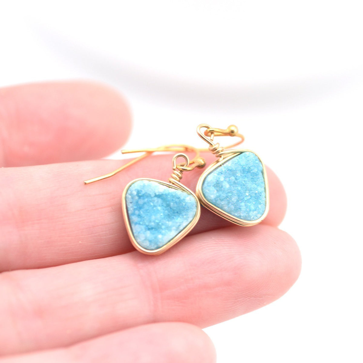 relative size of aqua druzy earrings