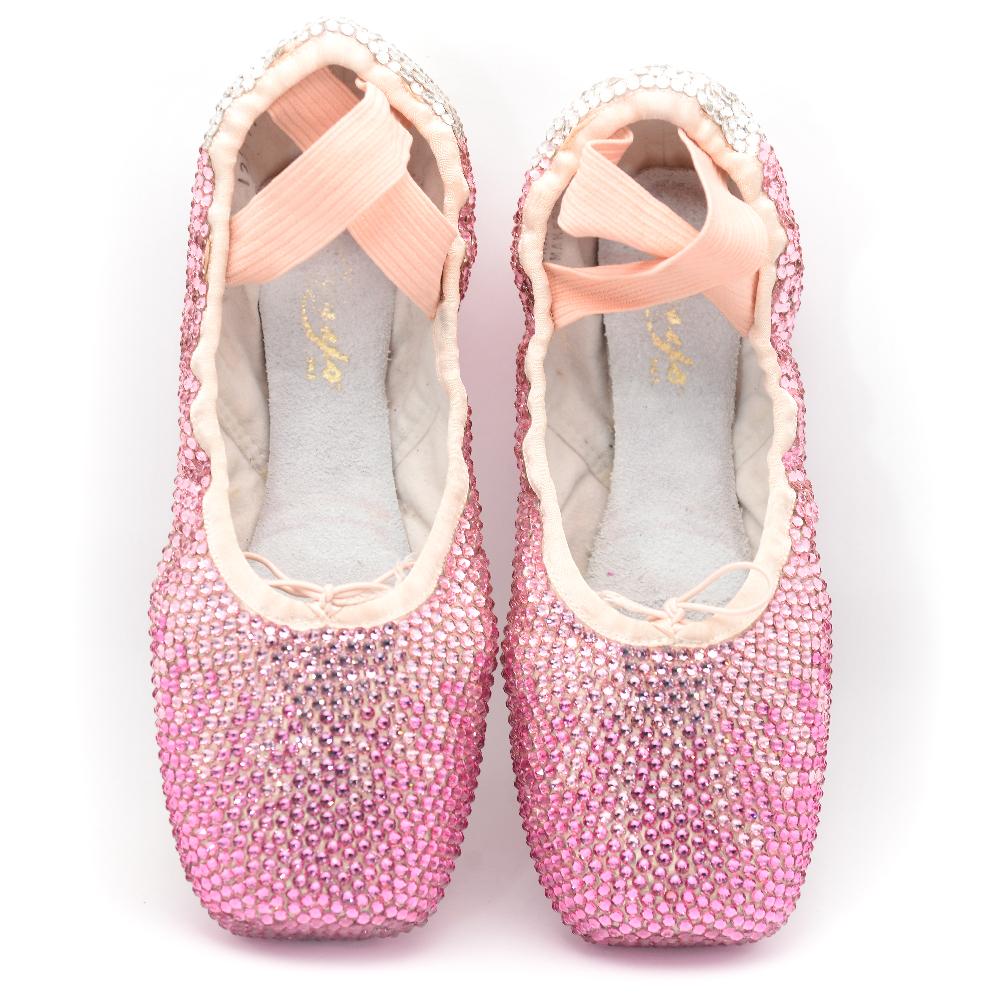 pink ombre pointe shoes