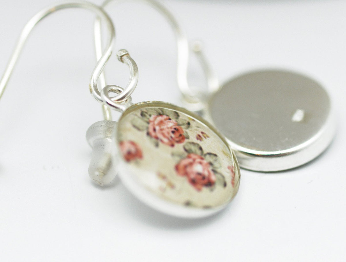 Vintage-style Rose Earrings